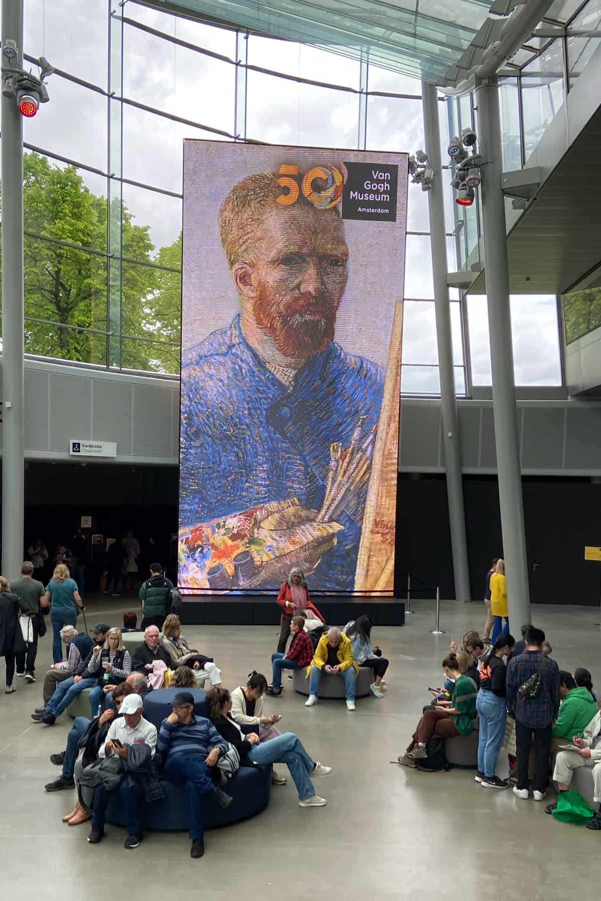 Intérieur du musée Vincent van Gogh.
