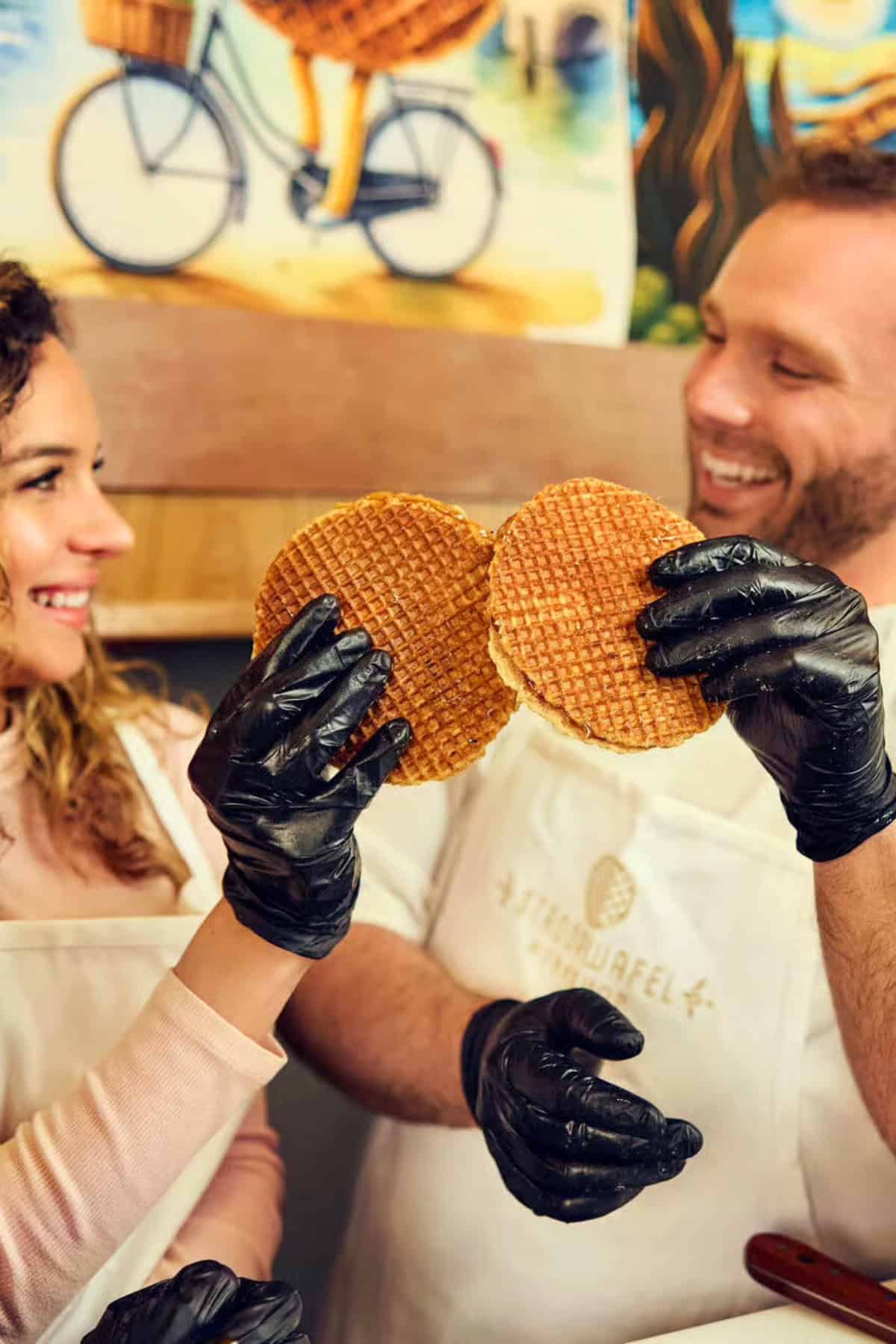 Atelier stroopwafel Amsterdam. Apprends à faire des stroopwafels toi-même.